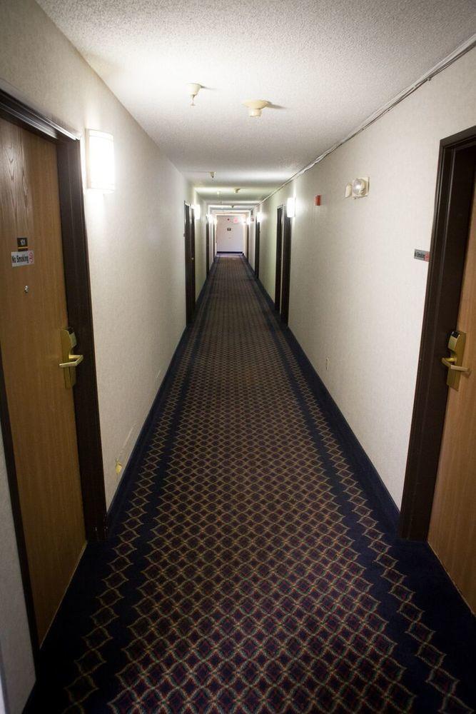 Regency Inn & Suites Anoka Buitenkant foto