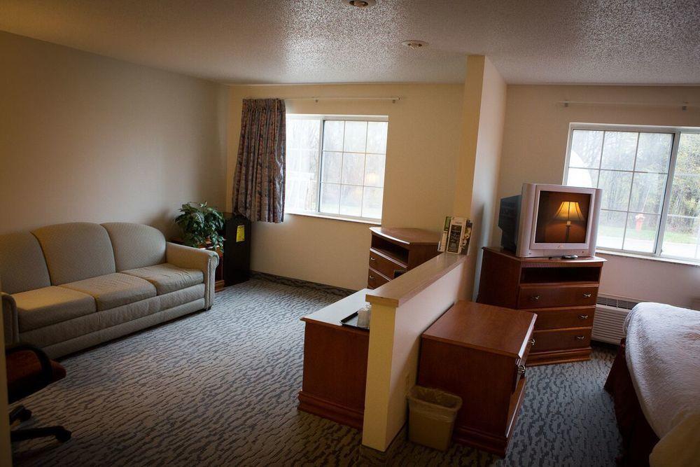 Regency Inn & Suites Anoka Buitenkant foto