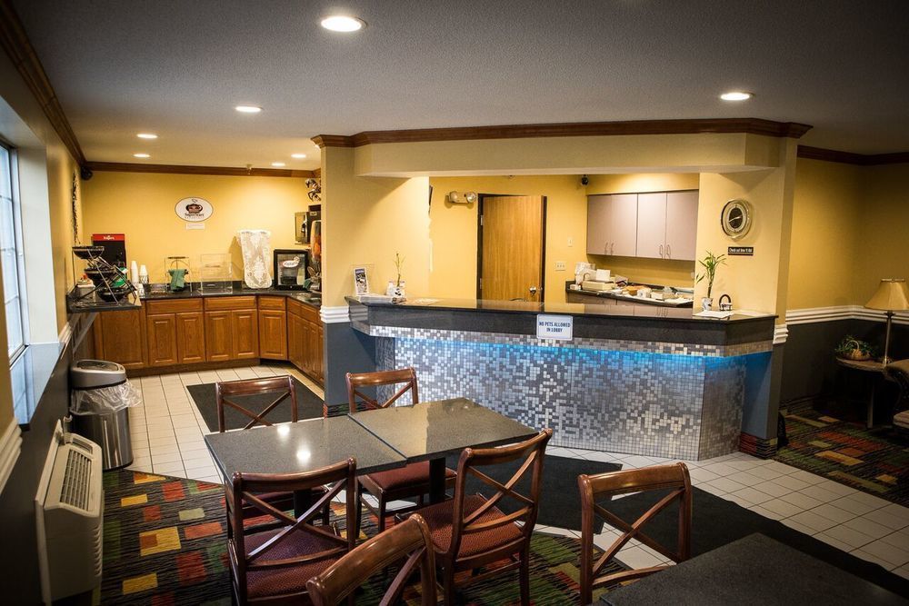 Regency Inn & Suites Anoka Buitenkant foto